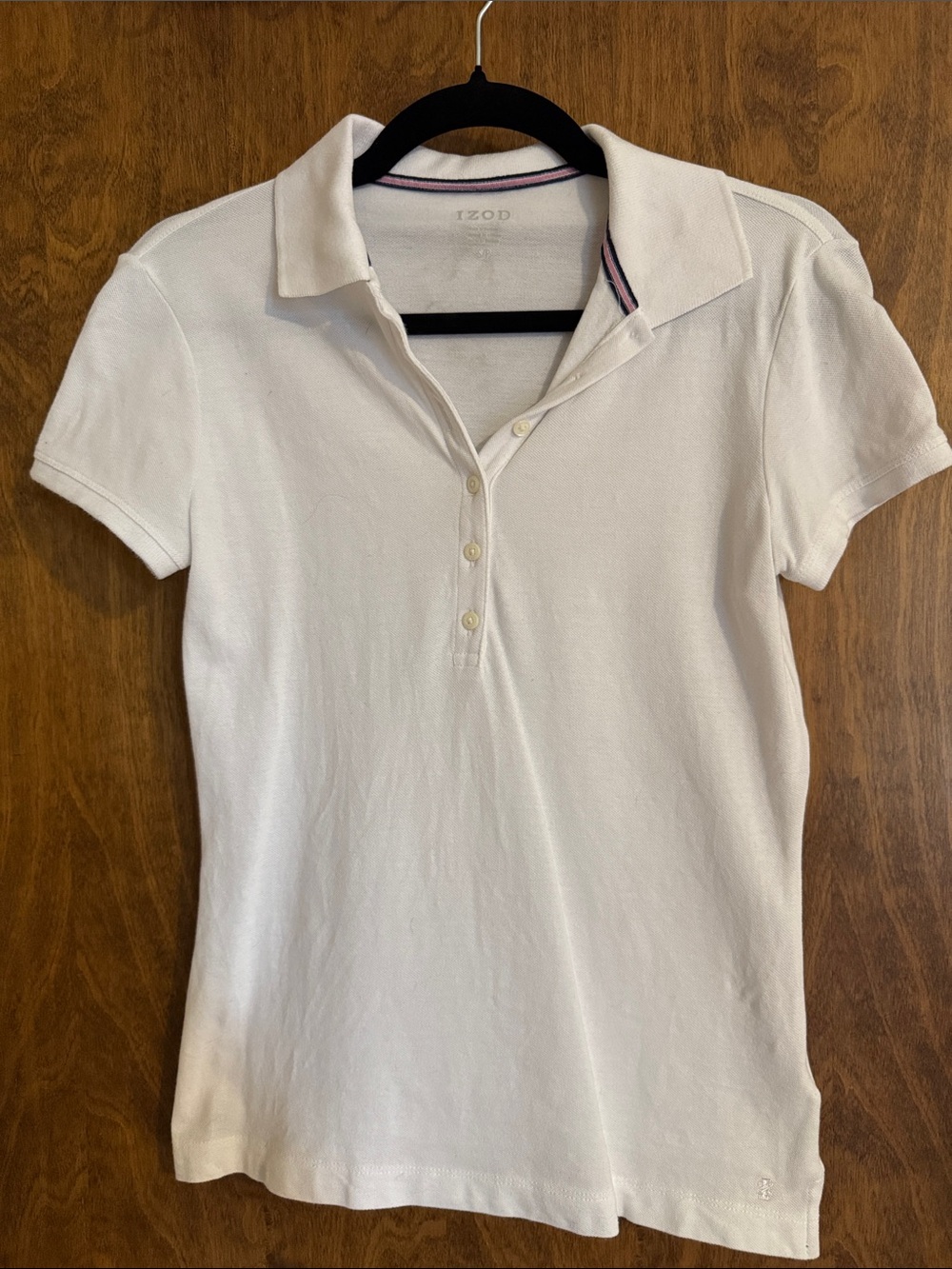 Izod White Short-Sleeve Polo with Subtle Trim